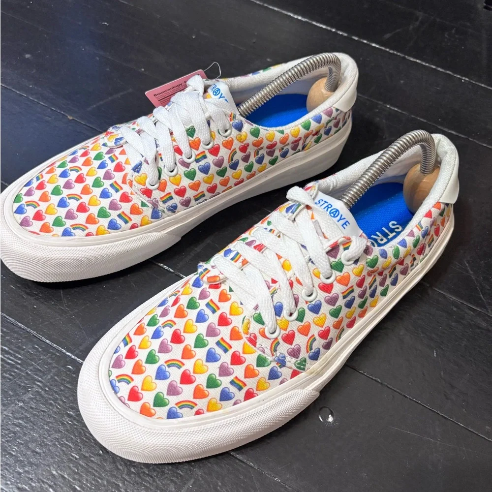 Straye LOVE WINS Rainbow Hearts Canvas Low-Top Sneakers Mens 8 Womens 9.5 retro